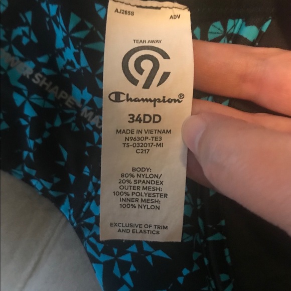 Champion sports bras 34DD New without tags - Picture 3 of 3